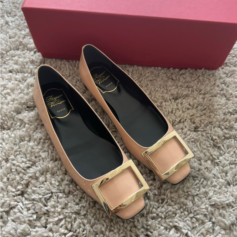 NEW Roger Vivier Trompette flats size 34.5